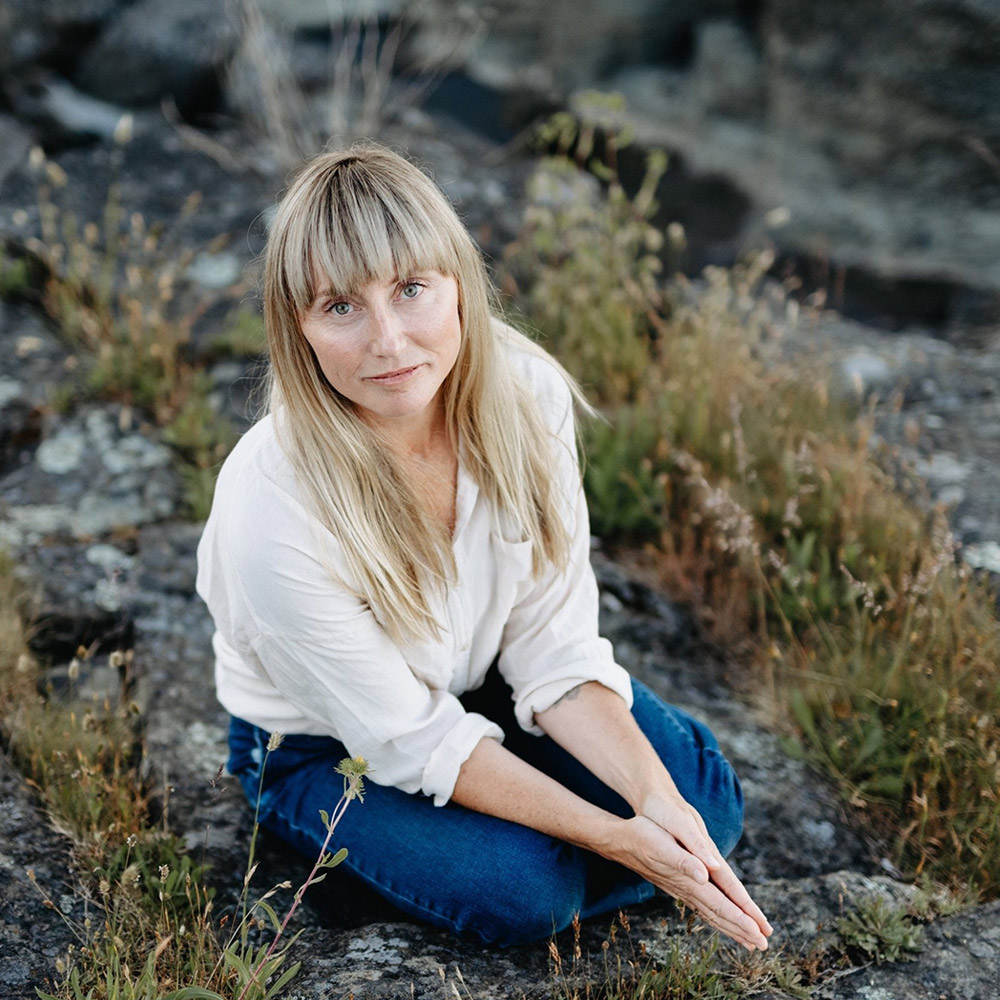 Carolyn Anne Budgell, Meditation, Yoga and Breath Guide 